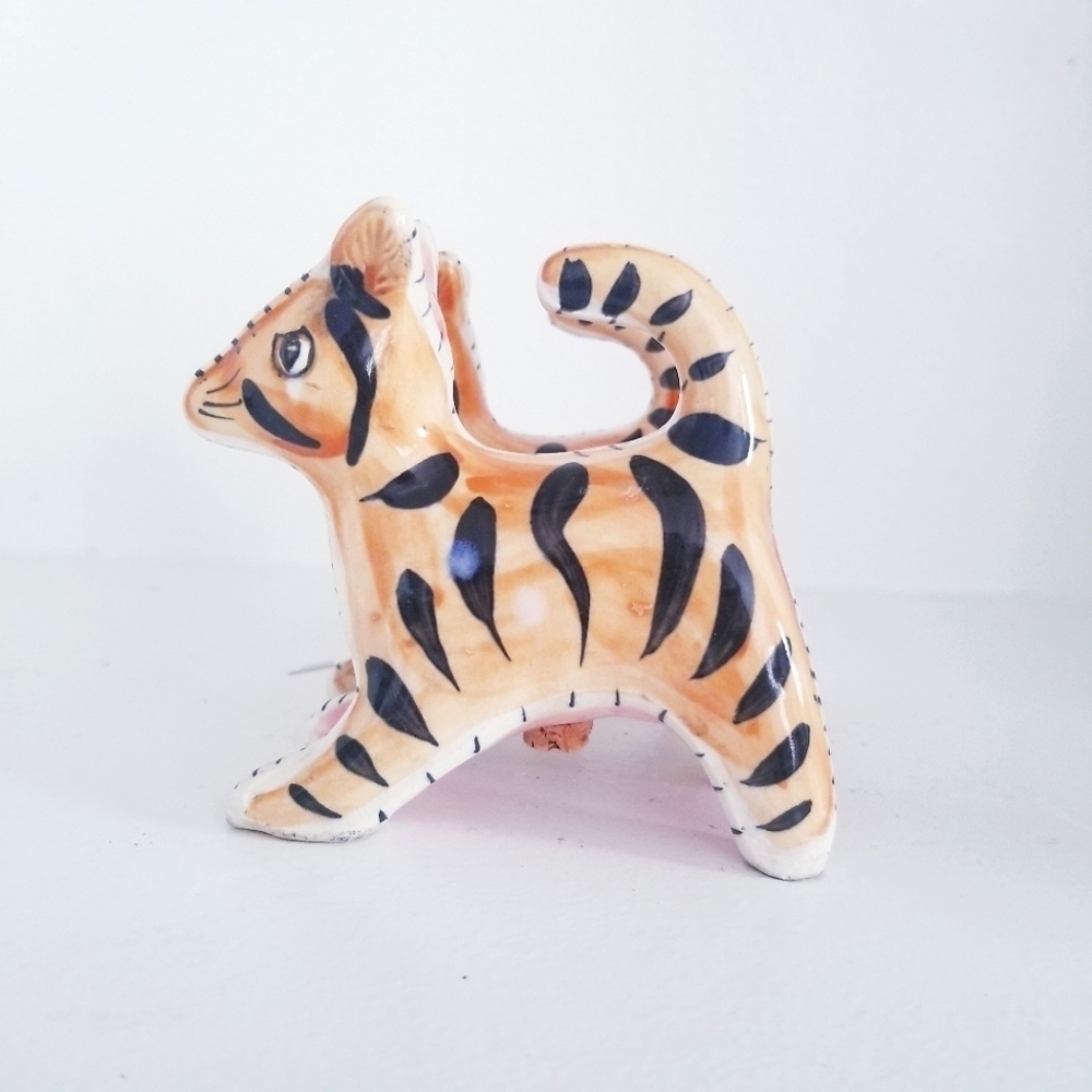 NAPCO Vintage Ceramic Patchwork Tiger Cat Salt and Pepper Shakers Vtg 50s - Picture 6 of 12